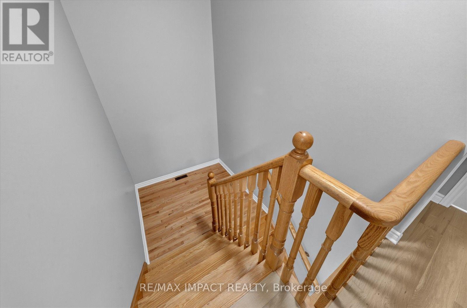 22 Canary Street, Whitby, Ontario  L1R 0K2 - Photo 27 - E13658124