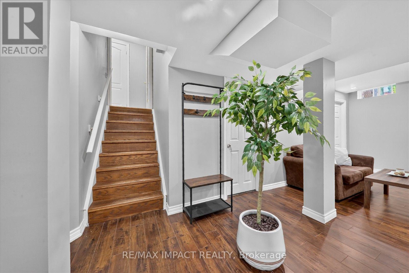 22 Canary Street, Whitby, Ontario  L1R 0K2 - Photo 34 - E13658124