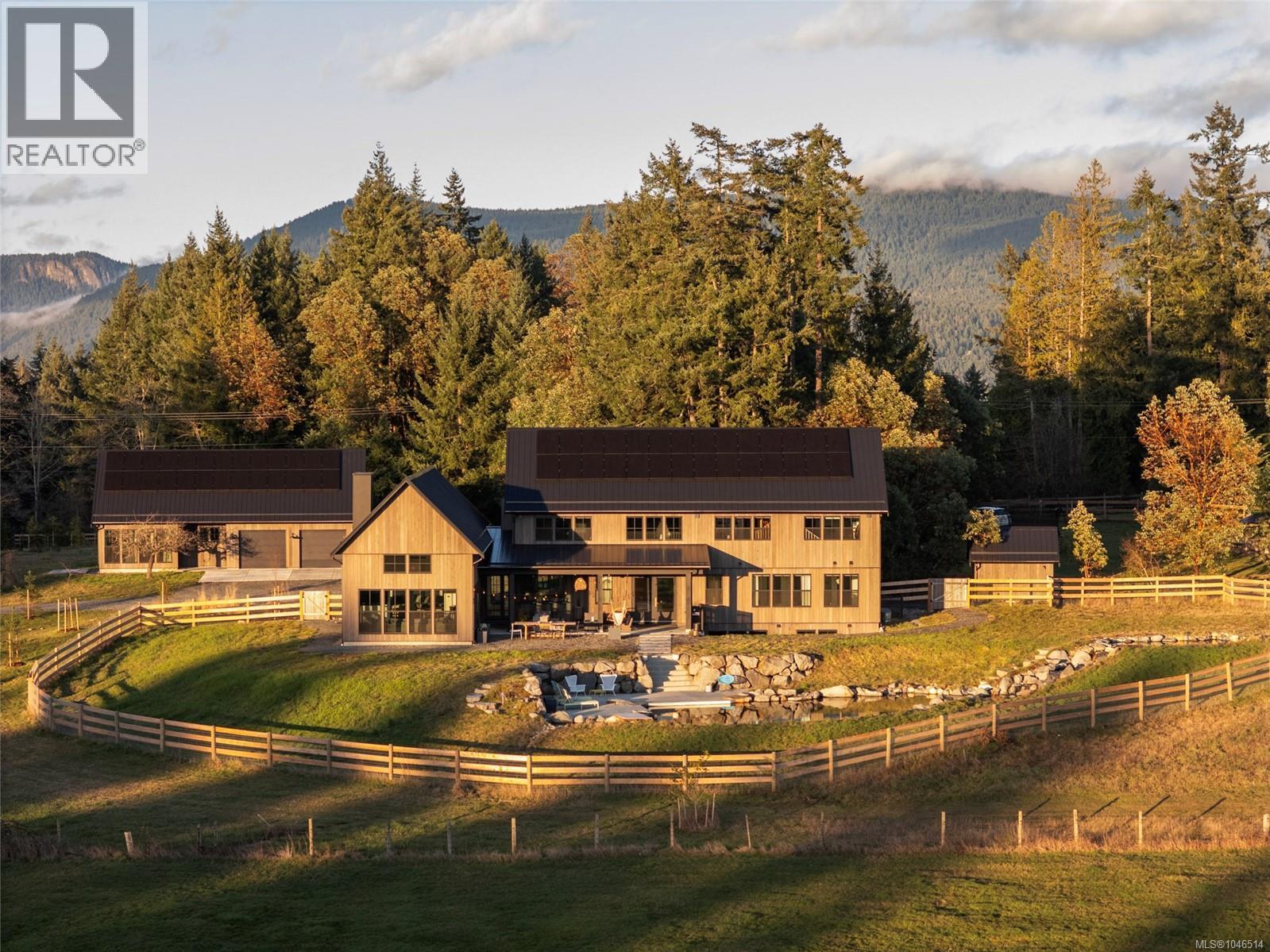 1210 Cherry Point Rd, Cobble Hill, British Columbia  V0R 1N2 - Photo 1 - 1046514