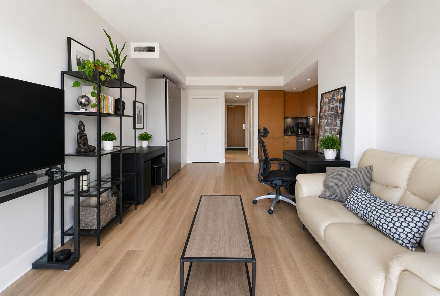 505 15152 Russell Avenue, White Rock, British Columbia  V4B 0A3 - Photo 10 - R3154012
