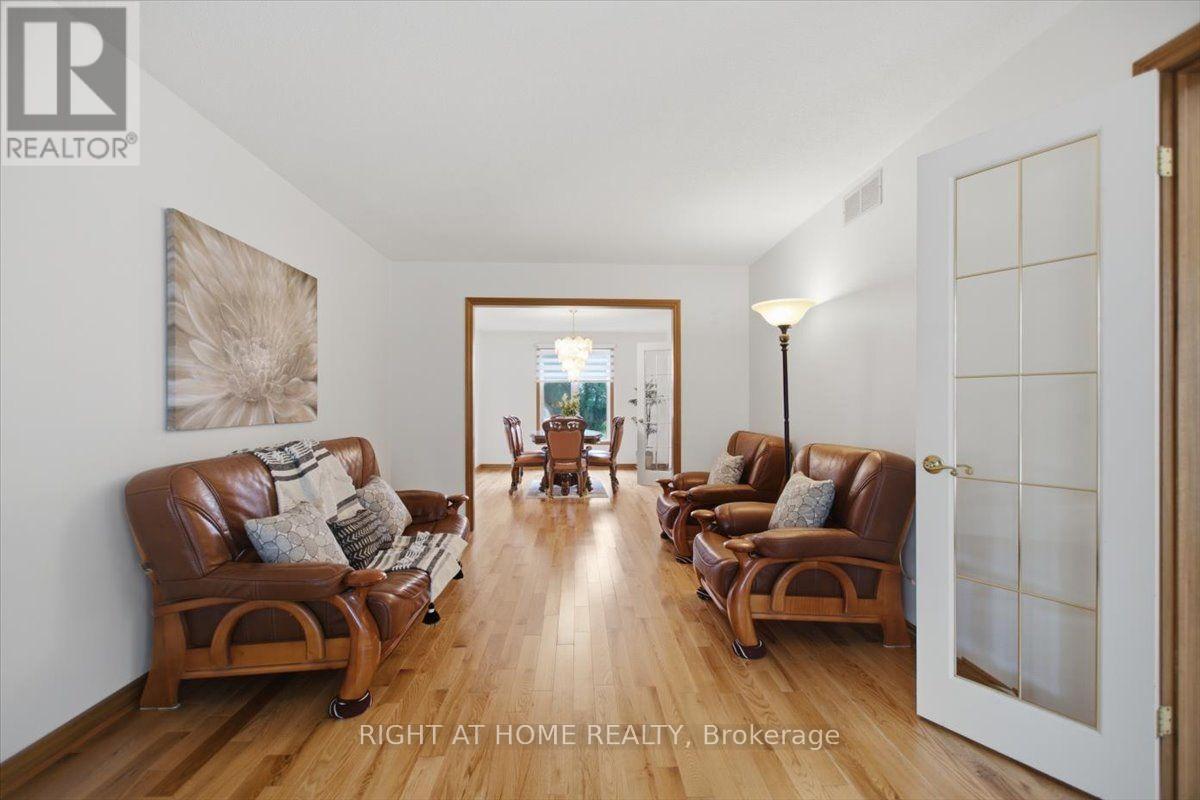 7046 Diane Crescent, London South, Ontario  N6P 1G2 - Photo 9 - X13657994