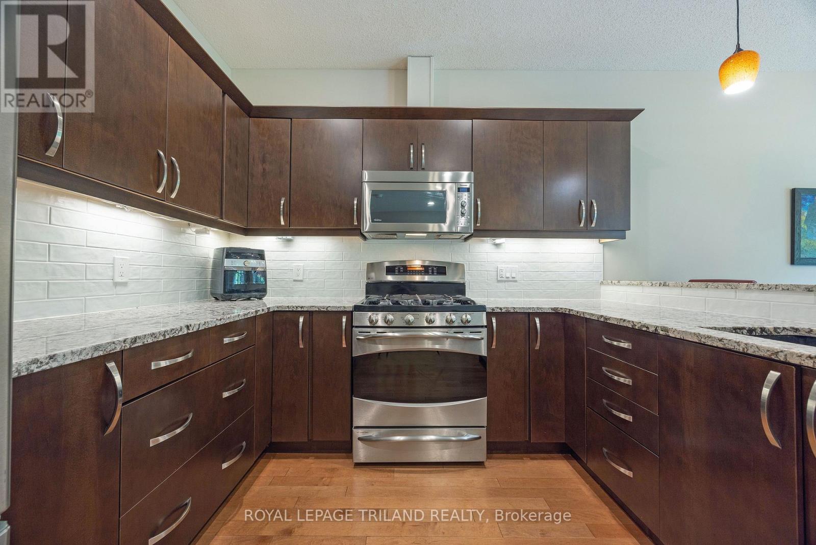 49 Orchard Street, London South, Ontario  N6J 2R4 - Photo 11 - X13658036