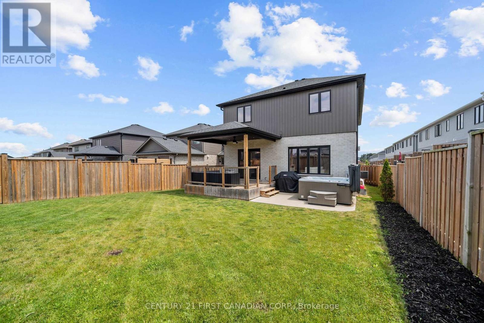 15 Nicholson Street, Lucan Biddulph, Ontario  N0M 2J0 - Photo 38 - X13658120