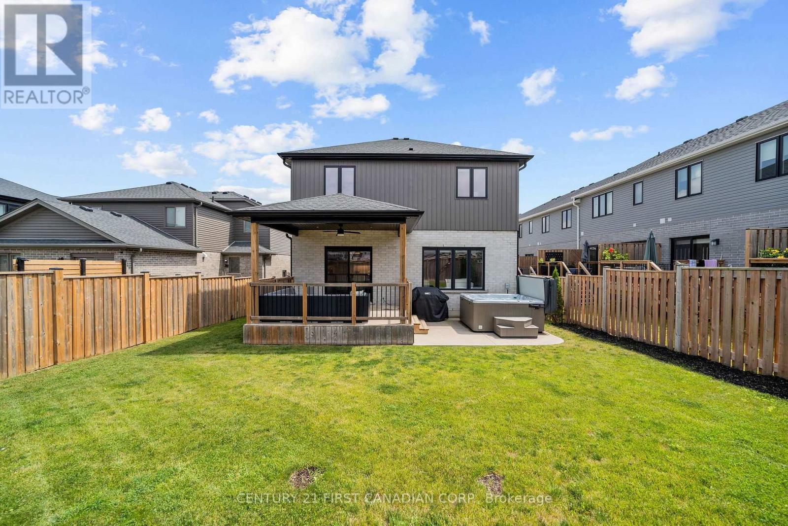 15 Nicholson Street, Lucan Biddulph, Ontario  N0M 2J0 - Photo 39 - X13658120