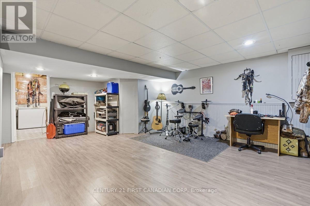 212 Martinet Avenue, London East, Ontario  N5V 4K2 - Photo 30 - X13658154