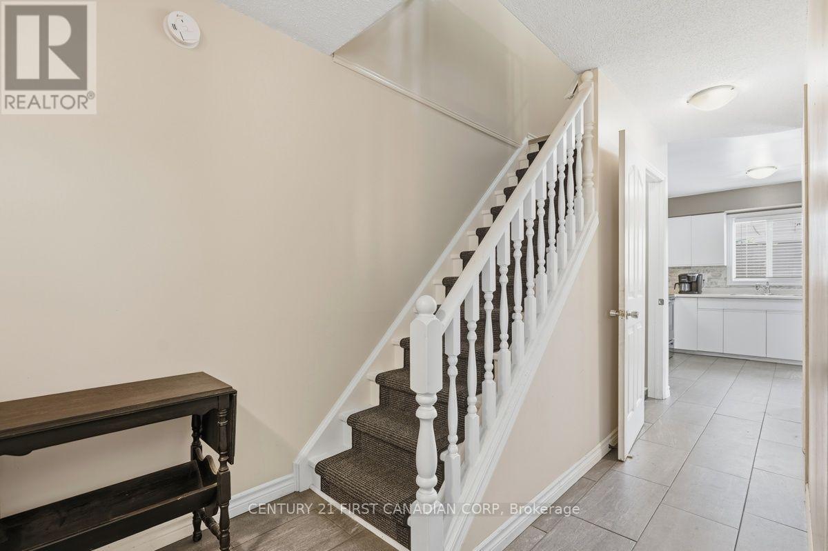 212 Martinet Avenue, London East, Ontario  N5V 4K2 - Photo 9 - X13658154