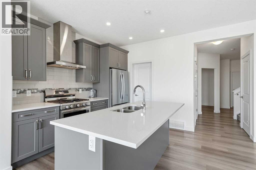 276 Belvedere Drive, Calgary, Alberta  T2A 7M5 - Photo 4 - A2318570