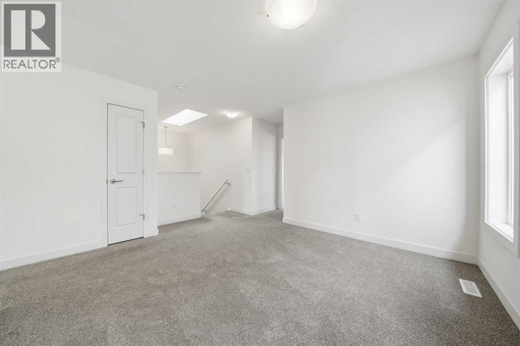 276 Belvedere Drive, Calgary, Alberta  T2A 7M5 - Photo 19 - A2318570