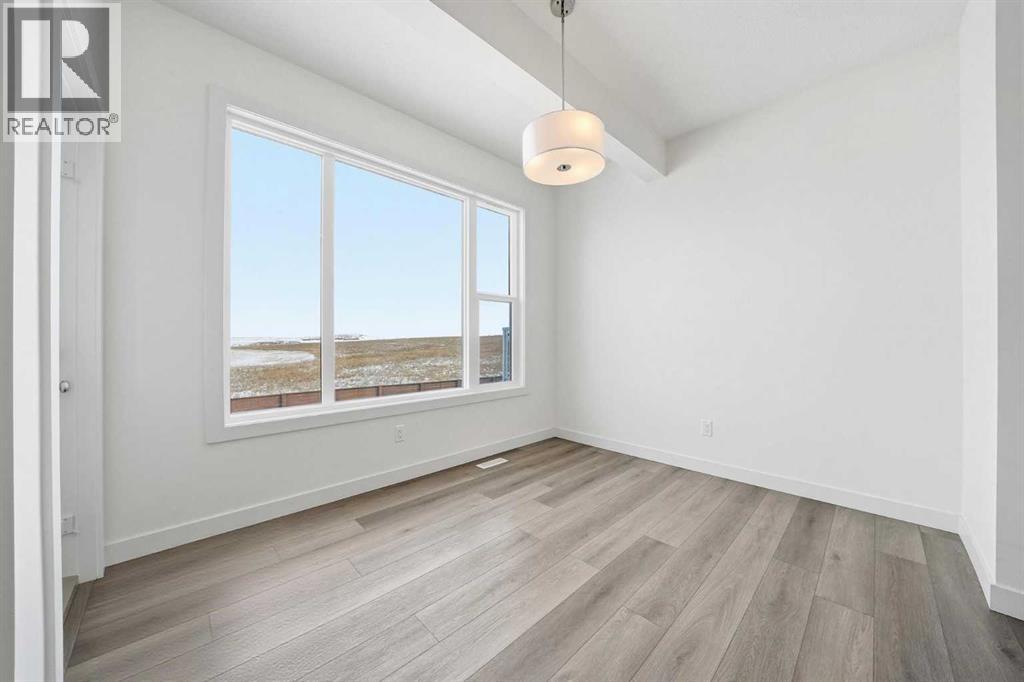 276 Belvedere Drive, Calgary, Alberta  T2A 7M5 - Photo 10 - A2318570