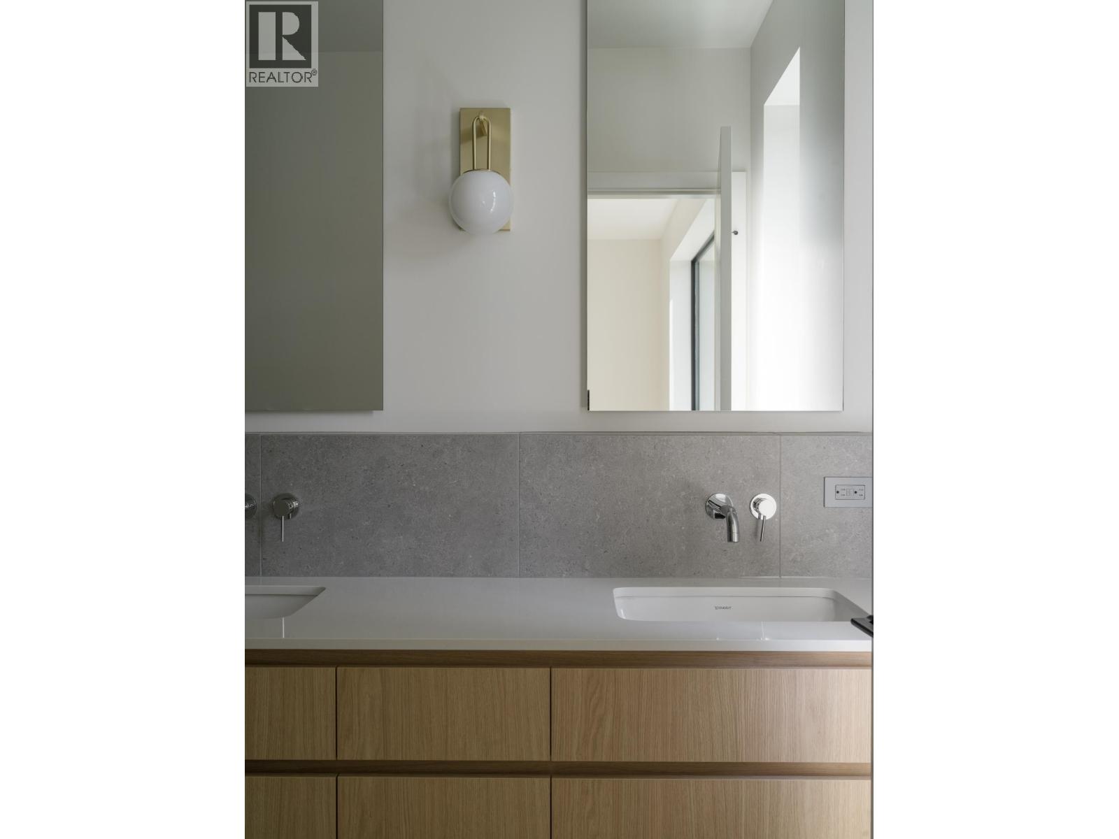 893 E 21st Avenue, Vancouver, British Columbia  V5V 1S3 - Photo 13 - R3126766