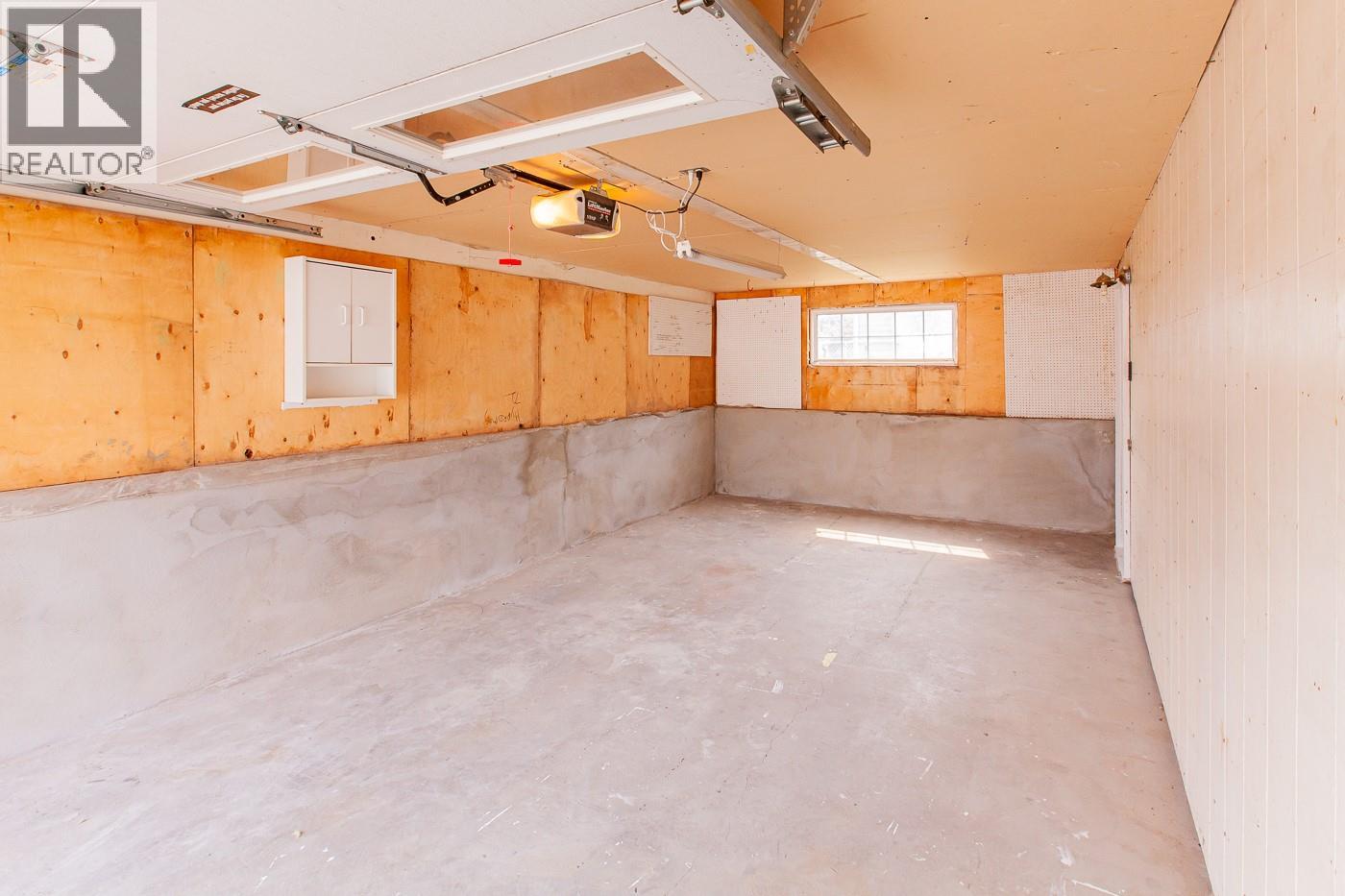 1669 Westmount Drive, Kamloops, British Columbia  V2B 6A4 - Photo 36 - 10397260