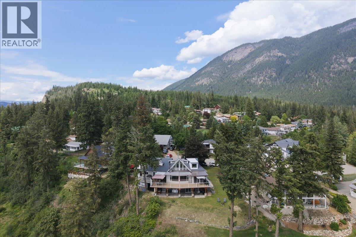 3690 Southview Road, Tappen, British Columbia  V0E 2X1 - Photo 59 - 10397324
