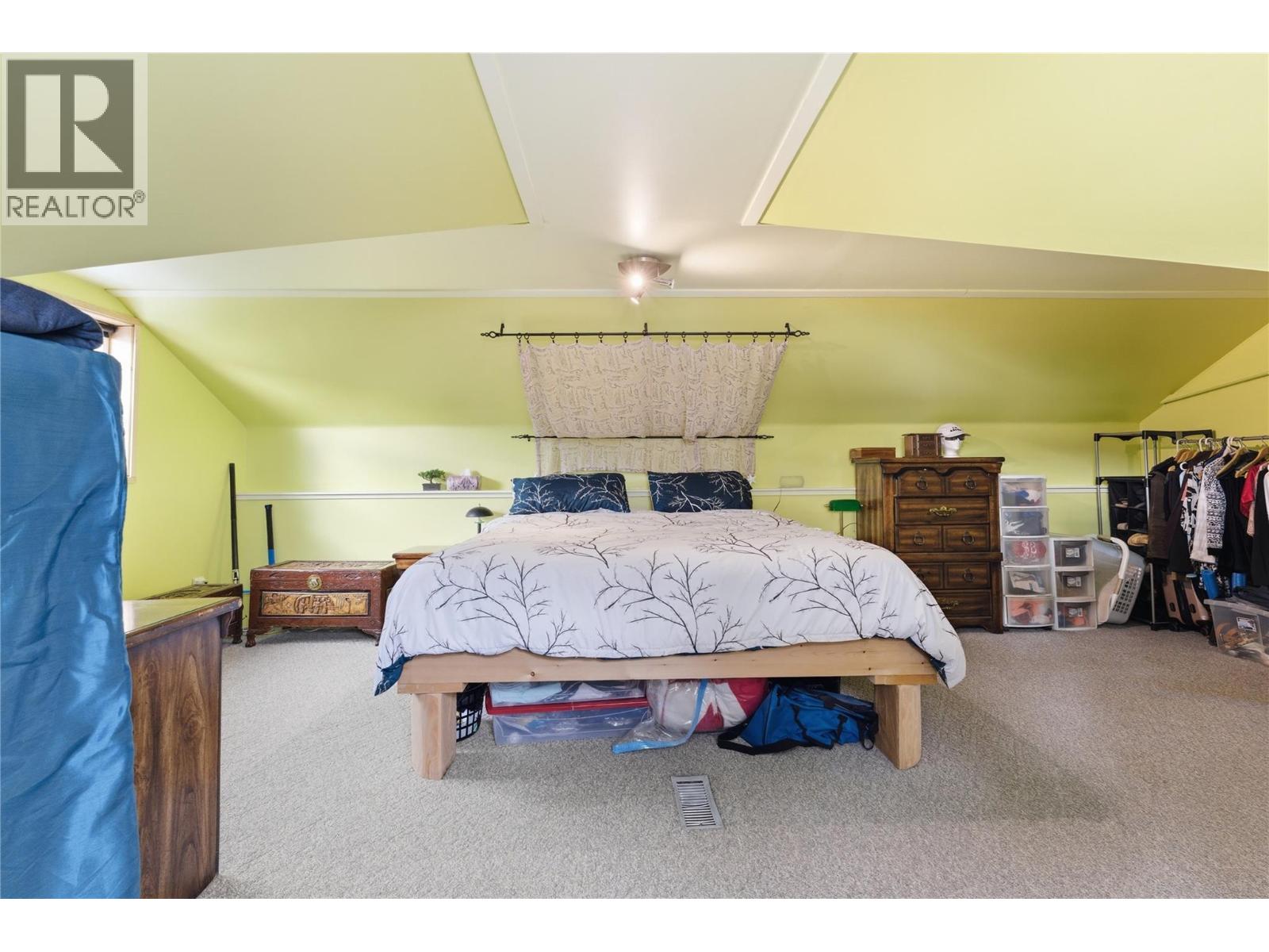 3690 Southview Road, Tappen, British Columbia  V0E 2X1 - Photo 35 - 10397324