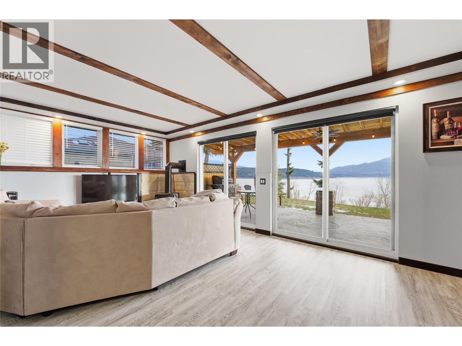 3690 Southview Road, Tappen, British Columbia  V0E 2X1 - Photo 40 - 10397324
