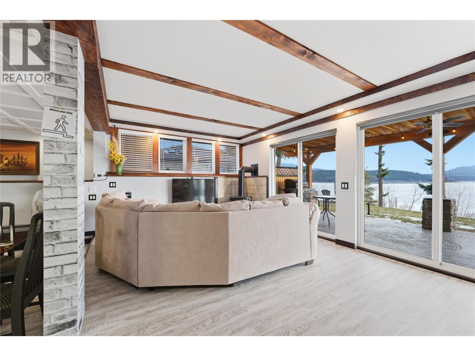 3690 Southview Road, Tappen, British Columbia  V0E 2X1 - Photo 39 - 10397324