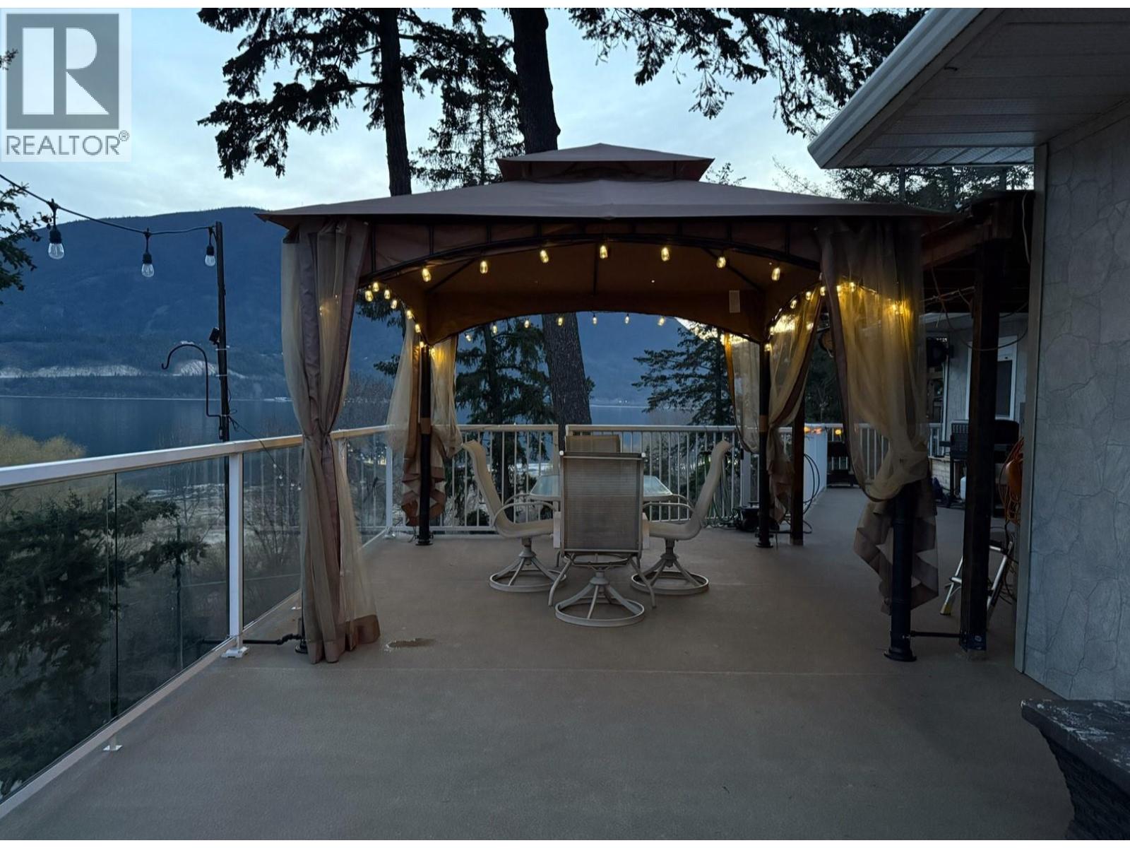 3690 Southview Road, Tappen, British Columbia  V0E 2X1 - Photo 56 - 10397324