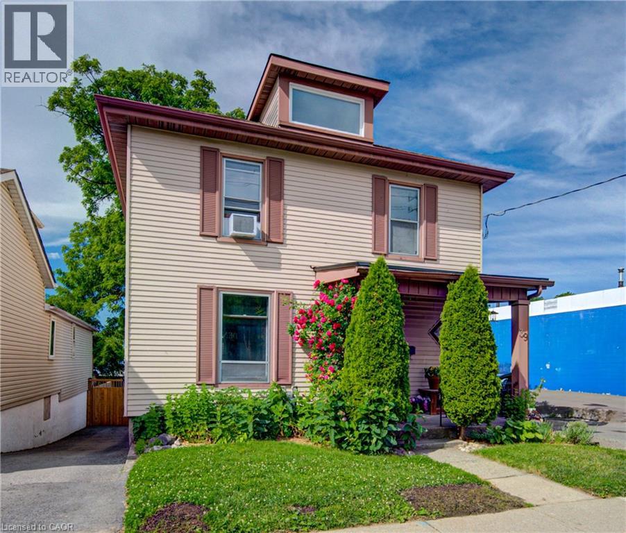 39 Kerr Street, Cambridge, Ontario  N1R 4A4 - Photo 4 - 40848214