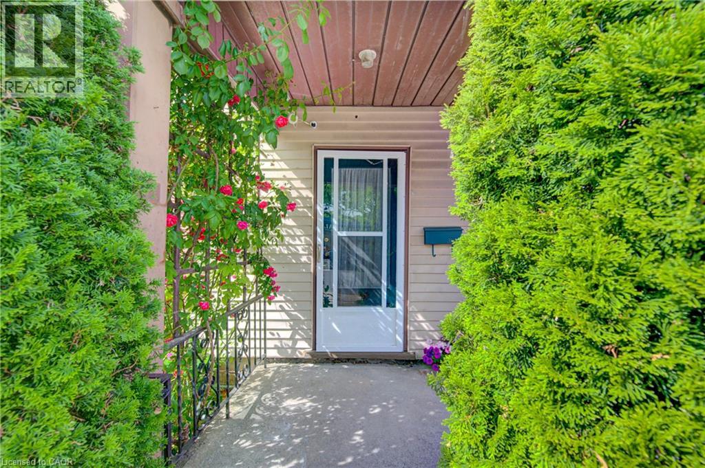 39 Kerr Street, Cambridge, Ontario  N1R 4A4 - Photo 5 - 40848214