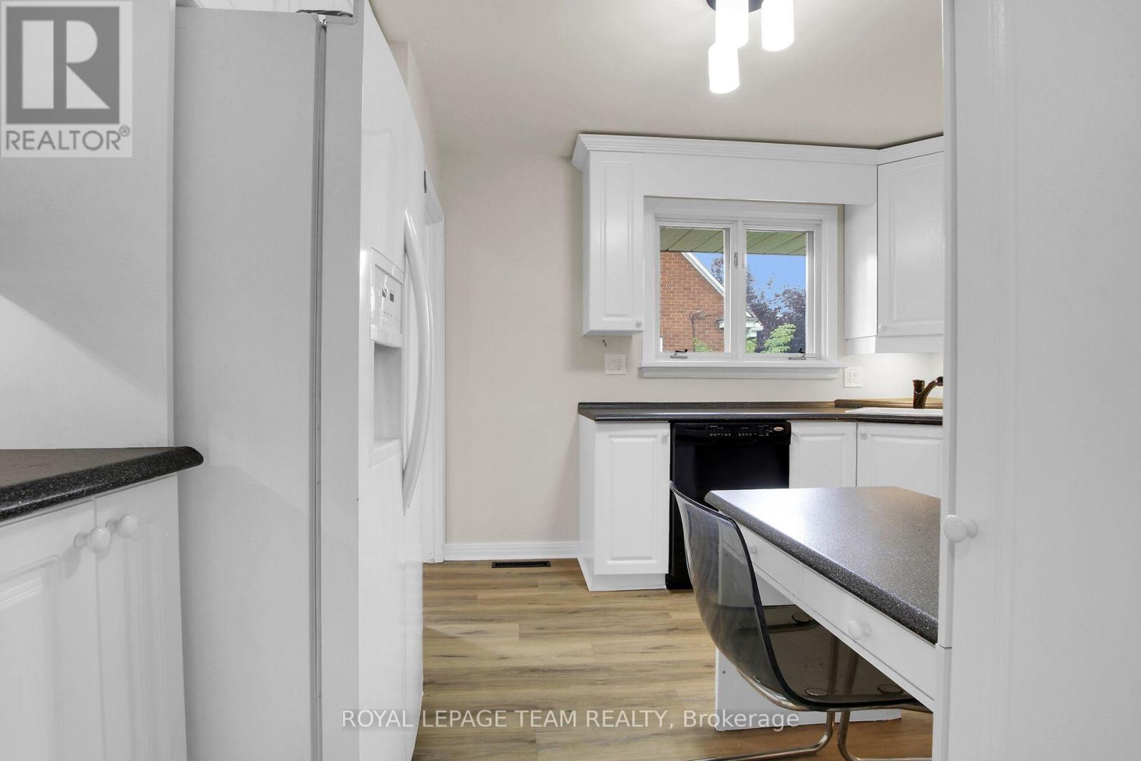 616 Westview Avenue, Ottawa, Ontario  K1Z 6E3 - Photo 15 - X13658004