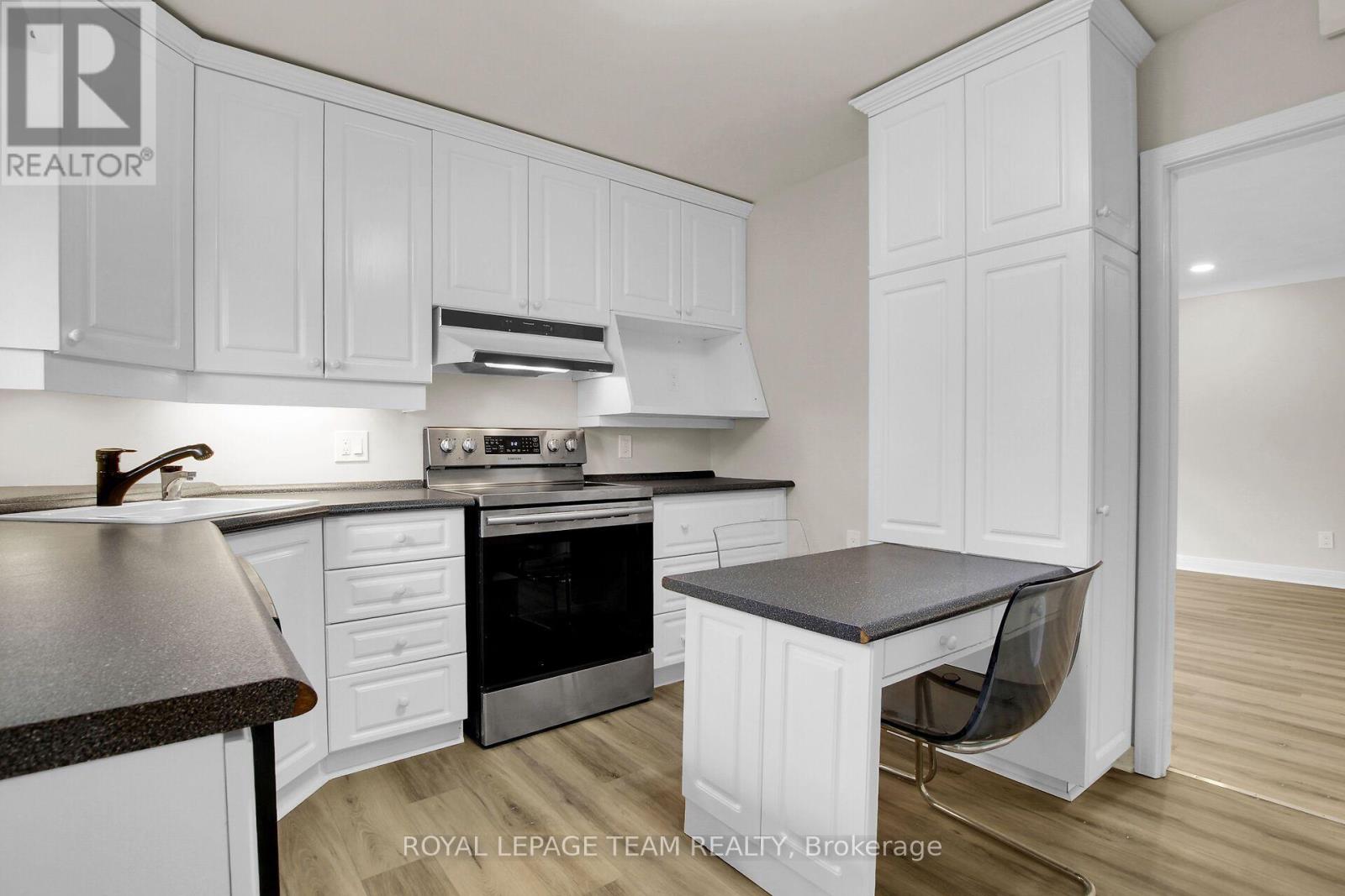 616 Westview Avenue, Ottawa, Ontario  K1Z 6E3 - Photo 17 - X13658004