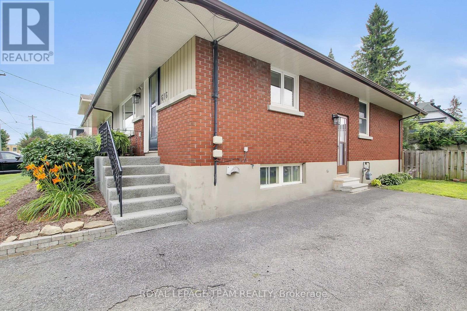 616 Westview Avenue, Ottawa, Ontario  K1Z 6E3 - Photo 3 - X13658004