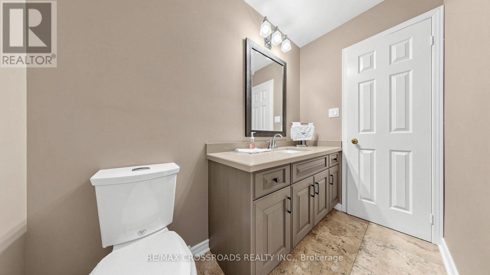 1 Redwood Lane, Markham (Unionville), Ontario  L3R 3Z1 - Photo 16 - N13658034