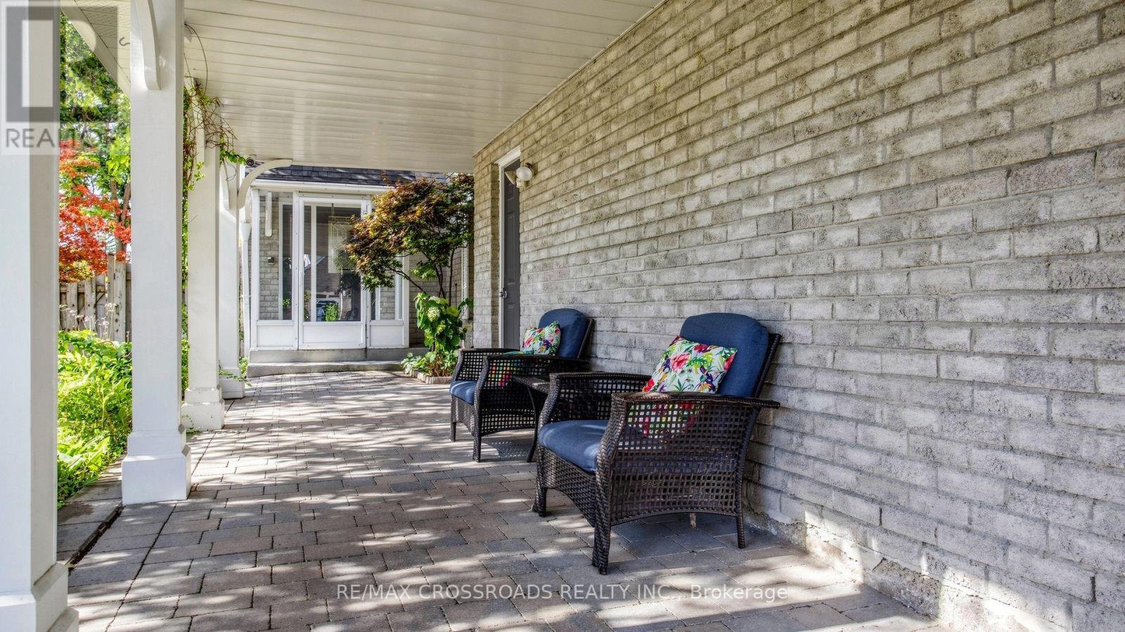 1 Redwood Lane, Markham (Unionville), Ontario  L3R 3Z1 - Photo 2 - N13658034