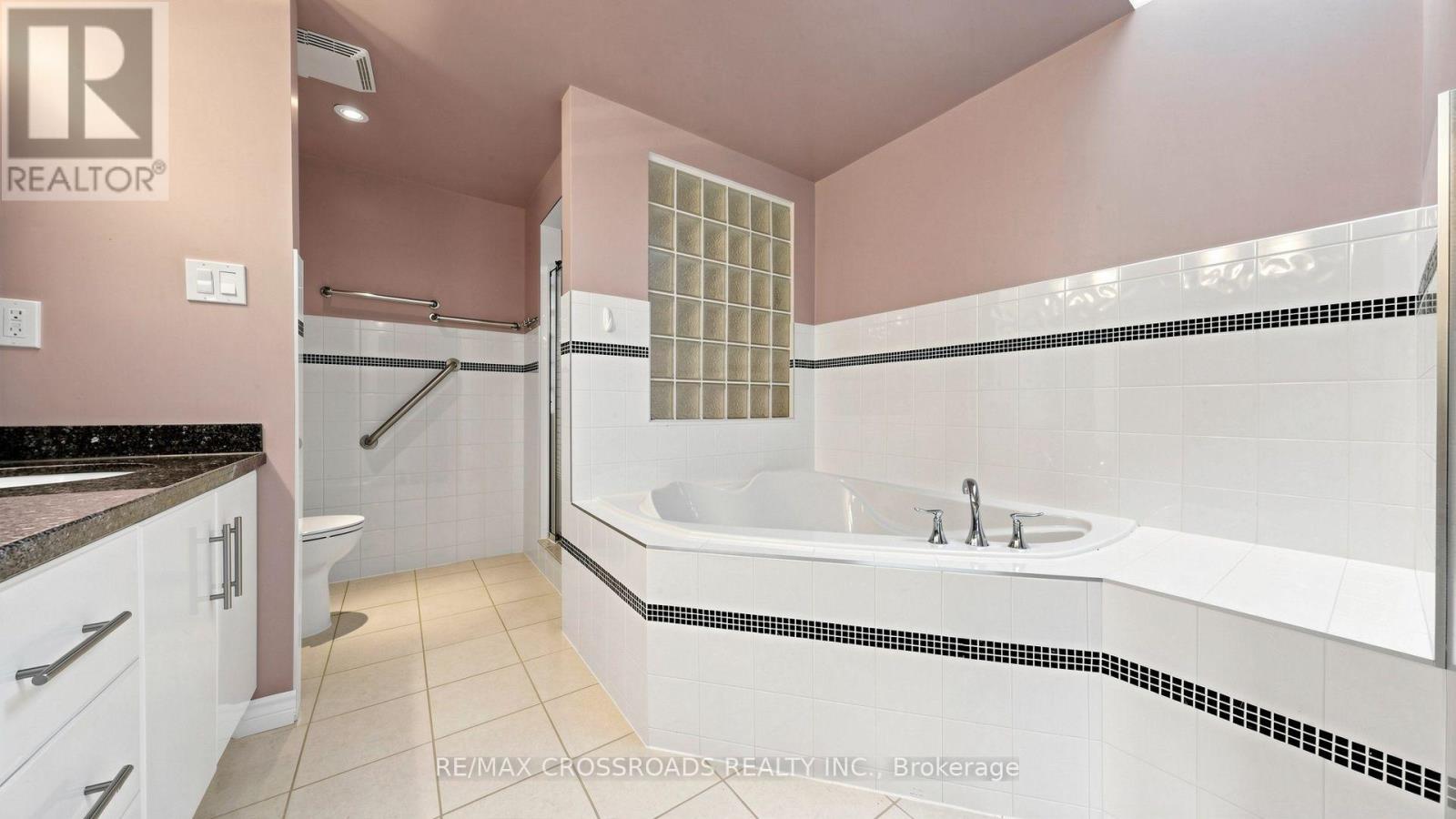 1 Redwood Lane, Markham (Unionville), Ontario  L3R 3Z1 - Photo 30 - N13658034