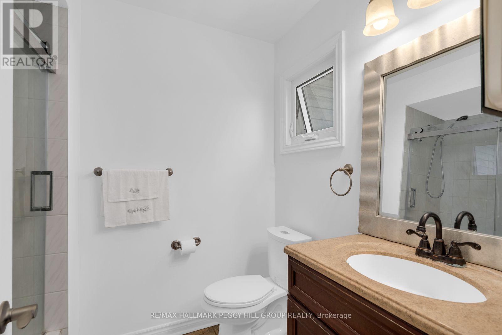 31 Edenbridge Drive, Essa, Ontario  L3W 0K7 - Photo 8 - N13658058