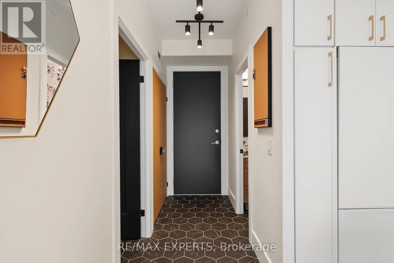 414 - 4700 Highway 7, Vaughan, Ontario  L4L 0B4 - Photo 11 - N13658098