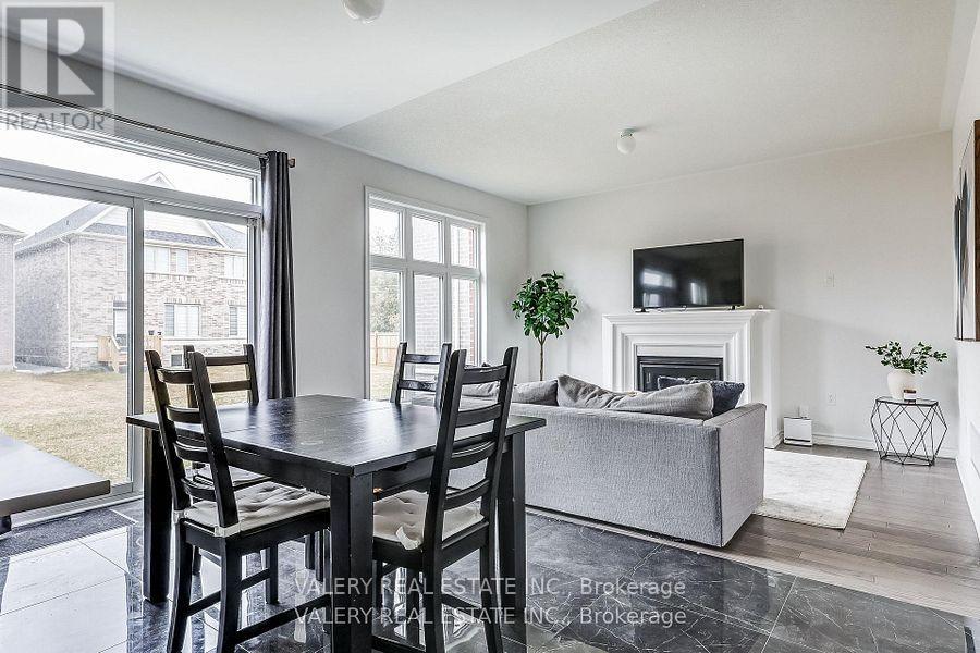 26 Sam Battaglia Crescent, Georgina, Ontario  L0E 1R0 - Photo 8 - N13658160