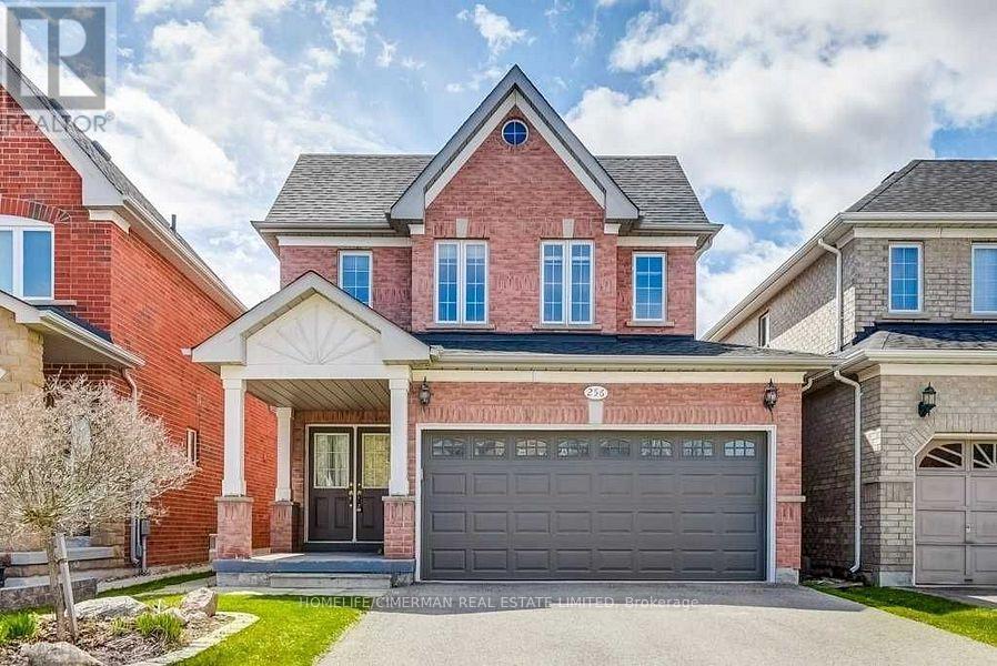 256 MCBRIDE CRESCENT, Newmarket, Ontario