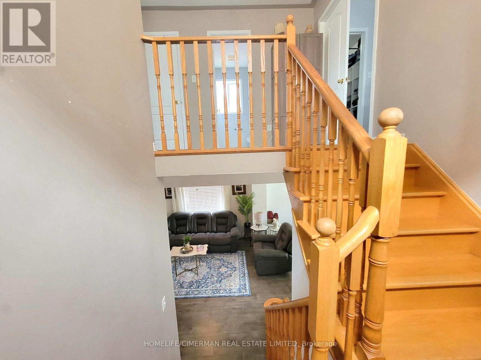 256 Mcbride Crescent, Newmarket, Ontario  L3X 2W4 - Photo 12 - N13658178