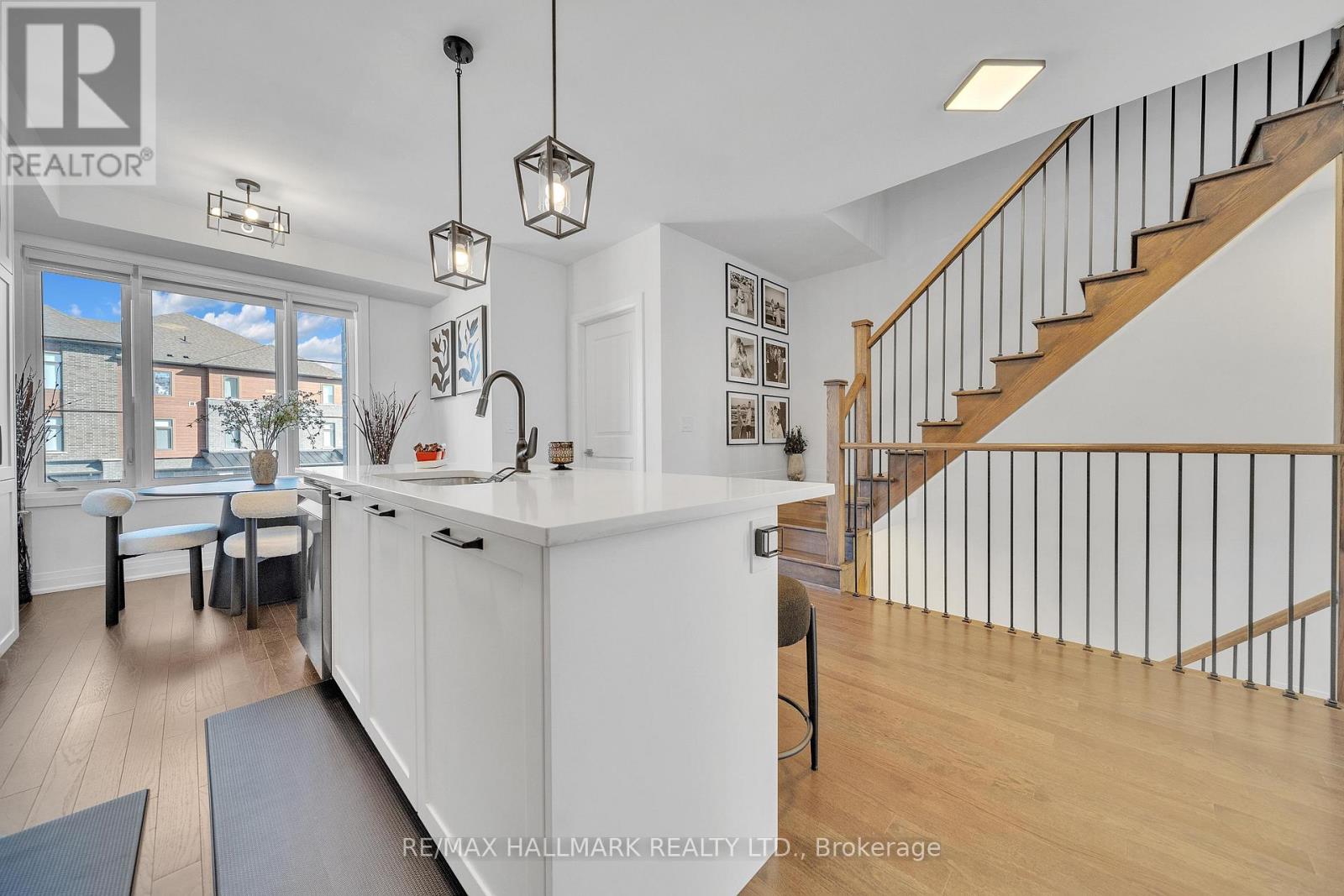 948 Isaac Phillips Way, Newmarket, Ontario  L3X 0M7 - Photo 24 - N13658184