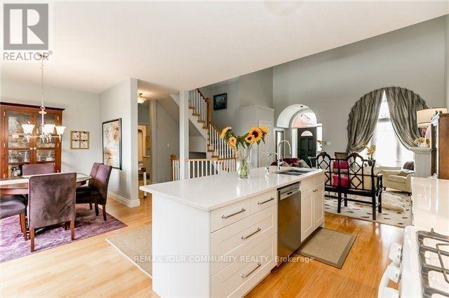 57 Metcalfe Drive, Bradford West Gwillimbury, Ontario  L3Z 3C8 - Photo 6 - N13658228
