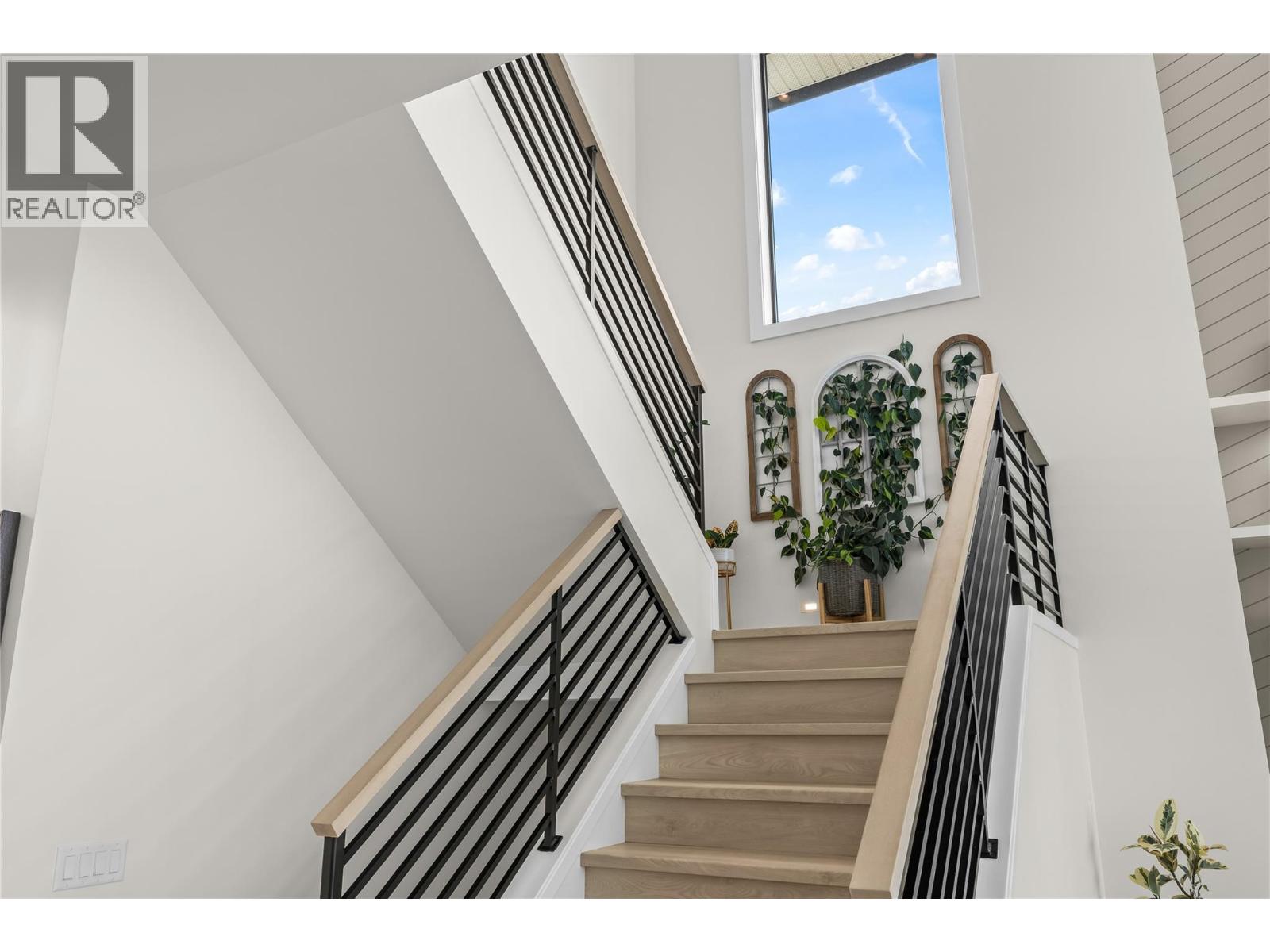 82 Red Sky Court, Kelowna, British Columbia  V1V 3G4 - Photo 31 - 10396234