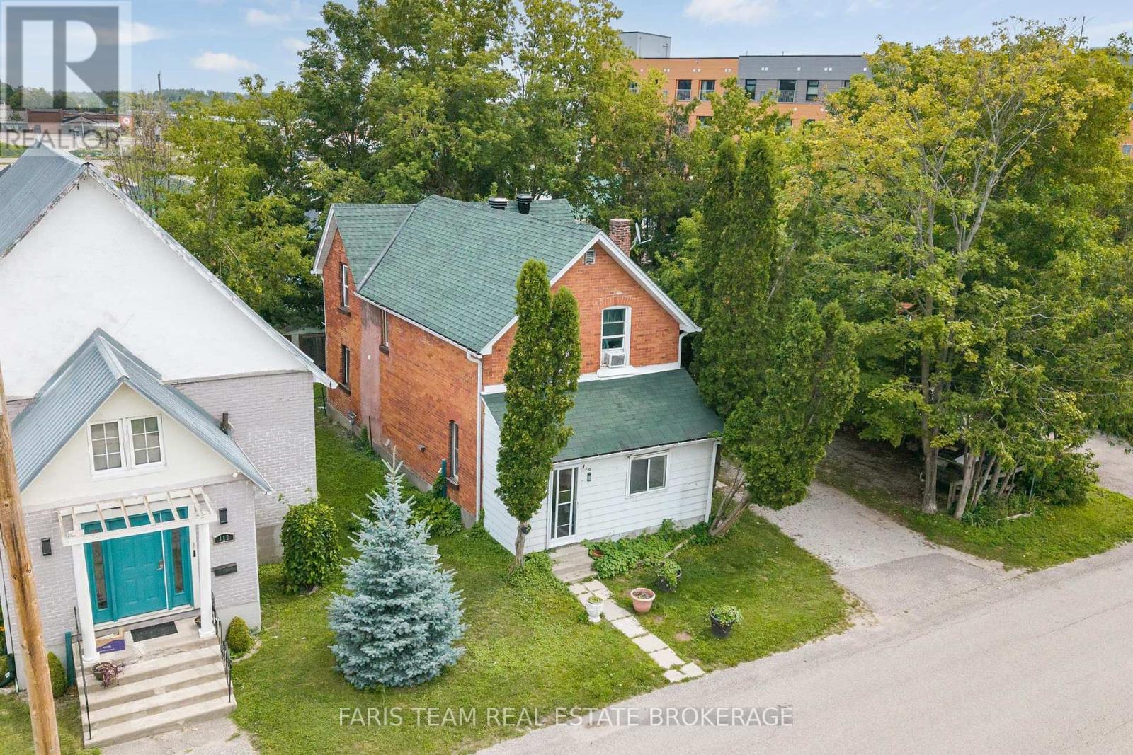 116 Albert Street S, Orillia, Ontario  L3V 5L2 - Photo 2 - S13657948