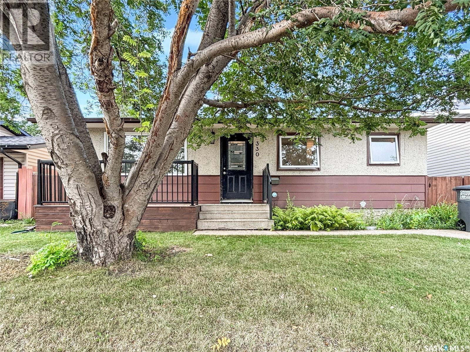330 Meighen Crescent, Saskatoon, Saskatchewan  S7L 4W7 - Photo 1 - SK045135
