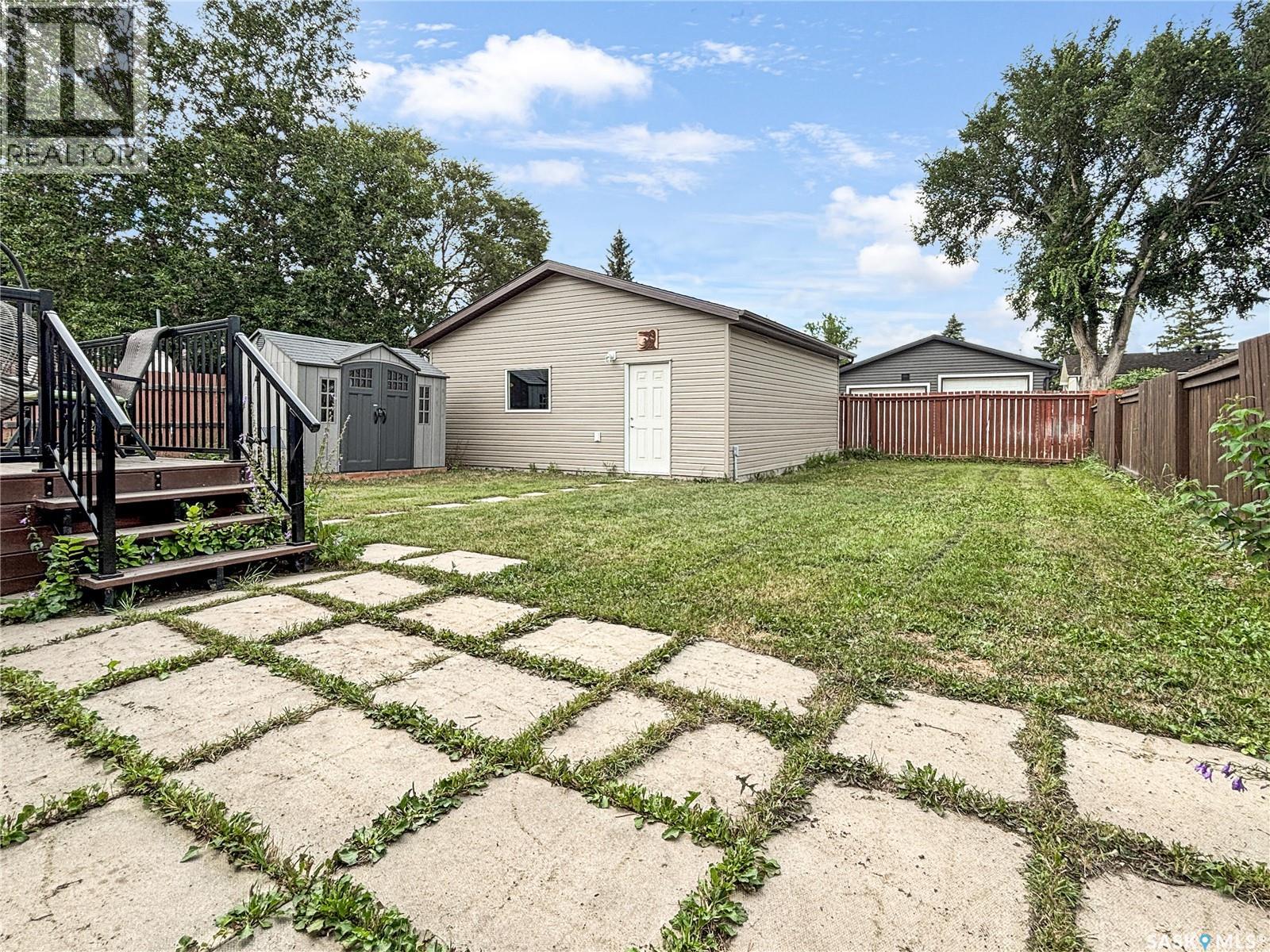 330 Meighen Crescent, Saskatoon, Saskatchewan  S7L 4W7 - Photo 20 - SK045135