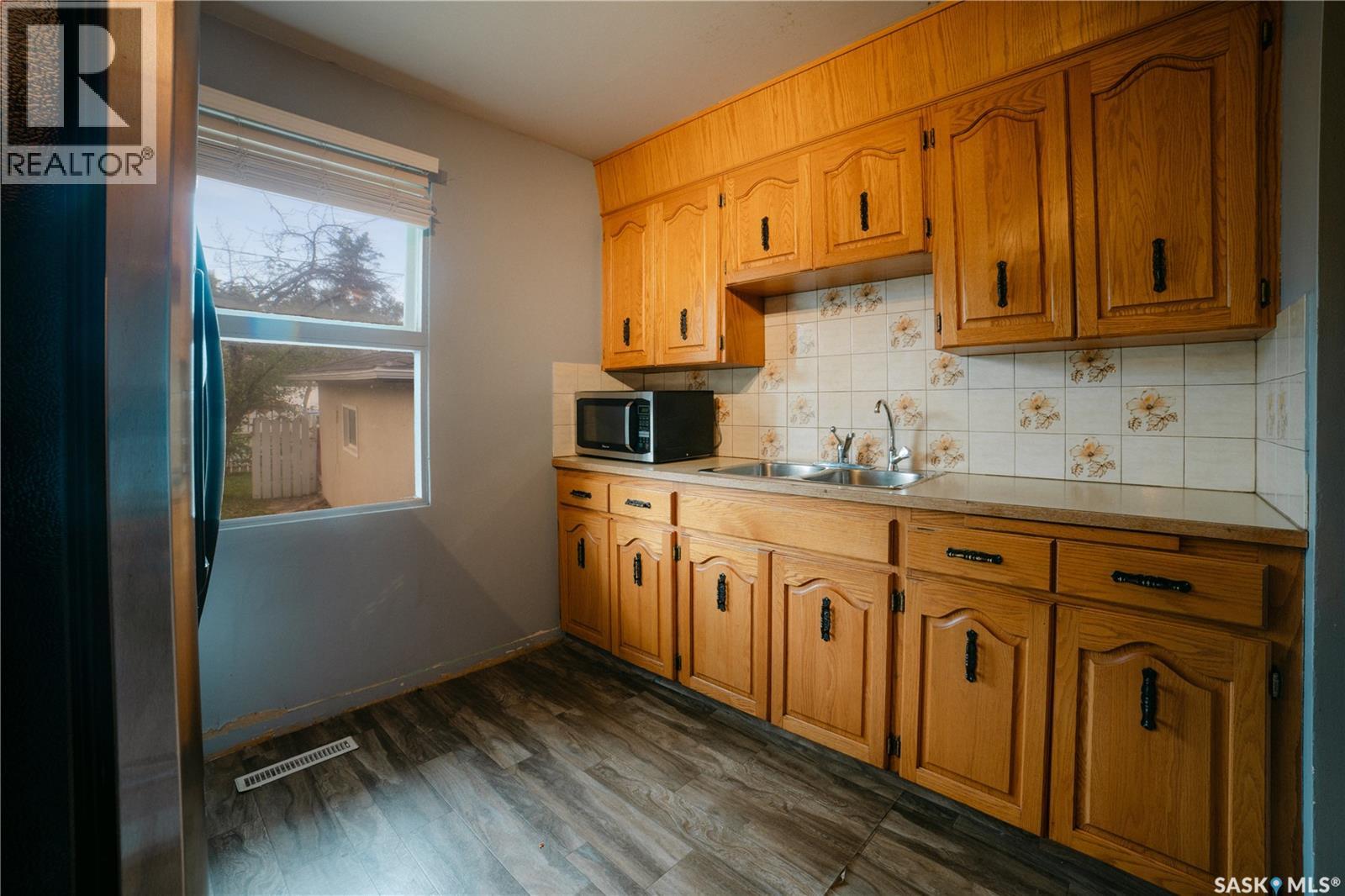 2818 23rd Avenue, Regina, Saskatchewan  S4S 1E6 - Photo 7 - SK045127
