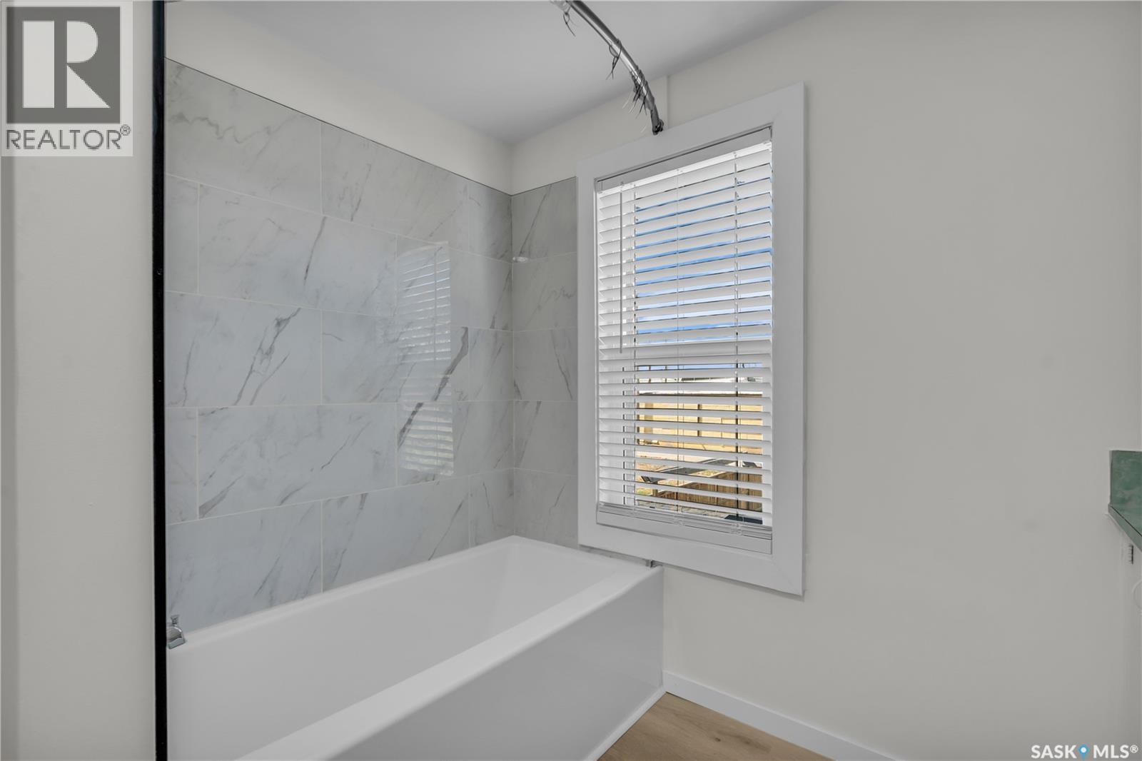 223 I Avenue S, Saskatoon, Saskatchewan  S7M 1X8 - Photo 24 - SK045099