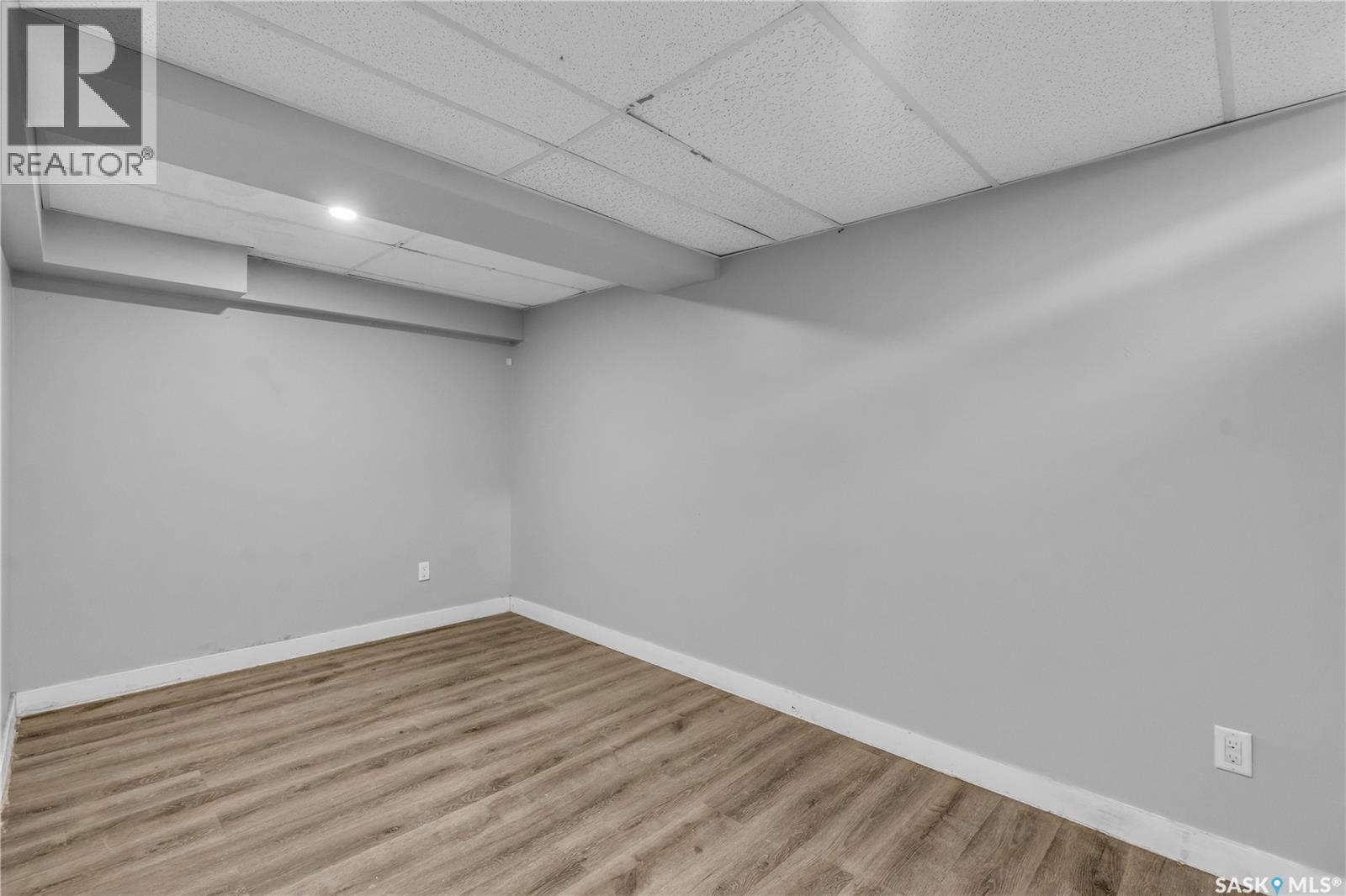 223 I Avenue S, Saskatoon, Saskatchewan  S7M 1X8 - Photo 27 - SK045099