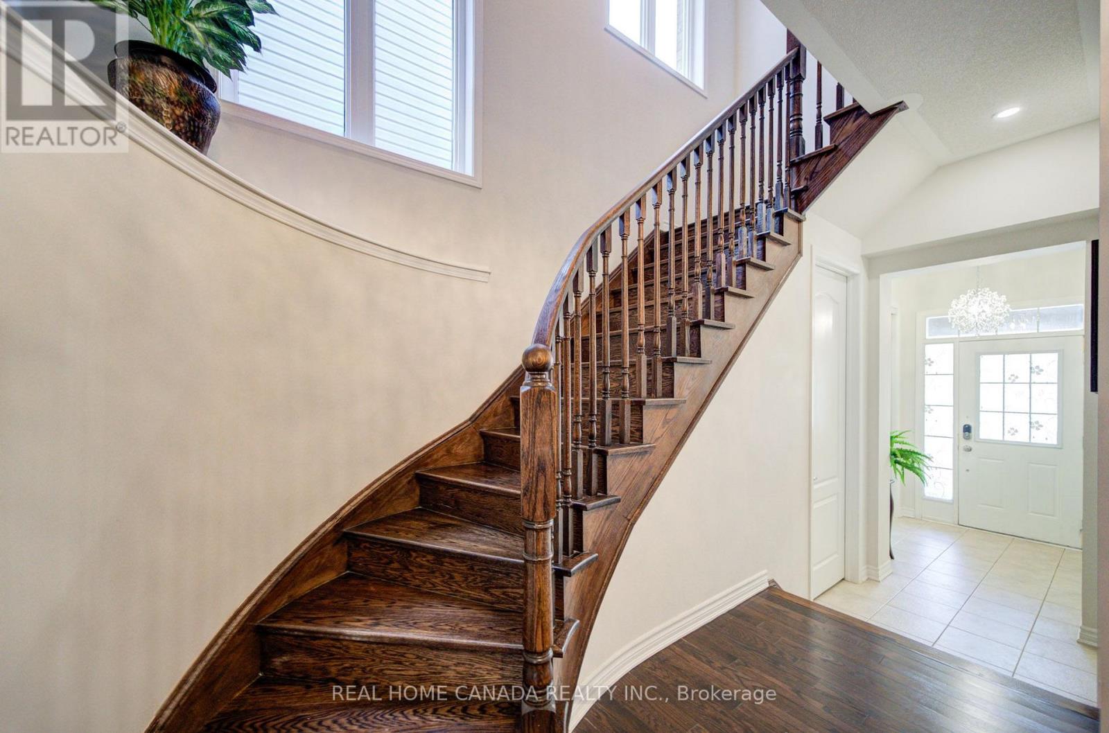 558 Bartleman Terrace, Milton, Ontario  L9T 6Z4 - Photo 5 - W13657970
