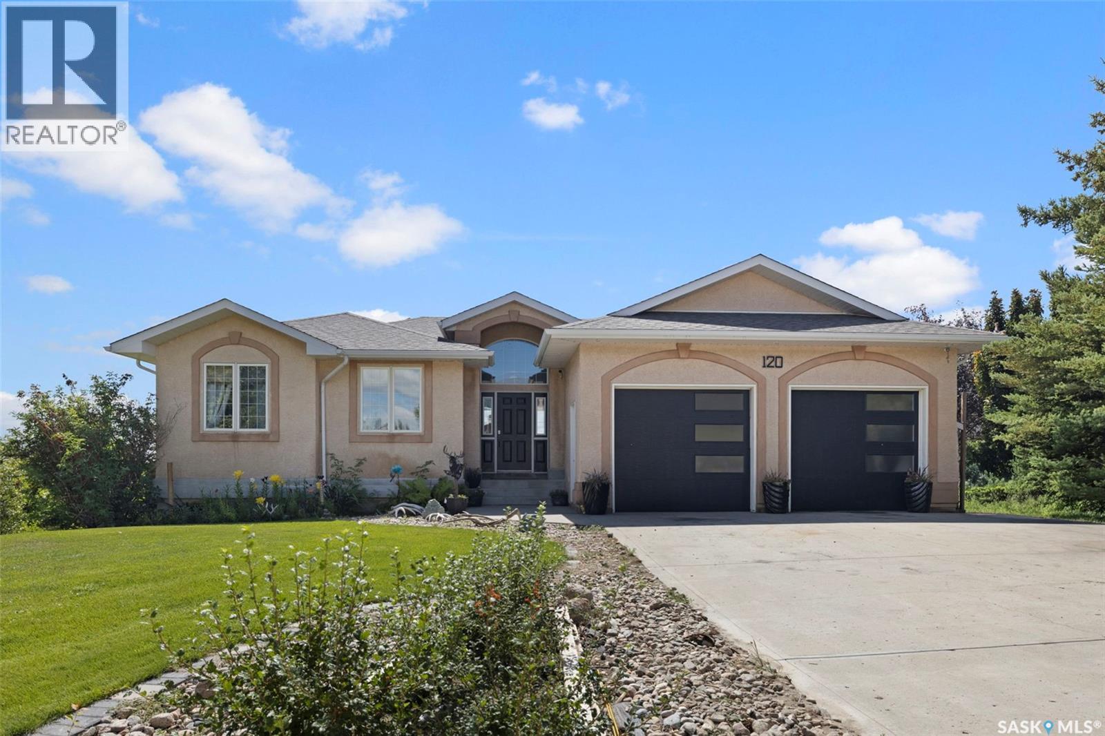 120 Deer Ridge Drive, Lumsden Rm No. 189, Saskatchewan  S2V 1B8 - Photo 1 - SK045075