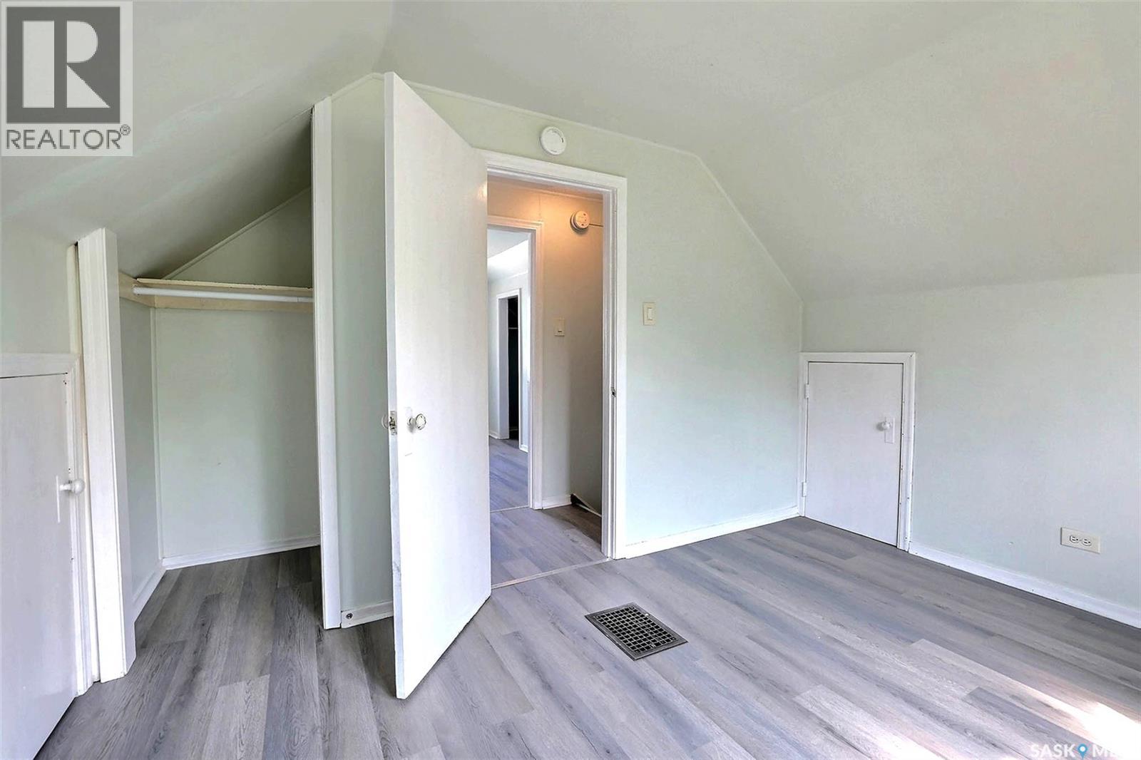 859 Pasqua Street, Regina, Saskatchewan  S4T 4K7 - Photo 12 - SK045069