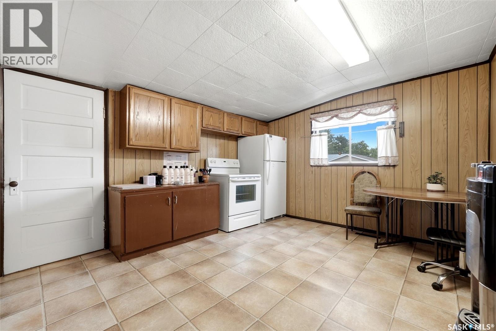 210 Byron Street, Southey, Saskatchewan  S0G 4P0 - Photo 8 - SK045014