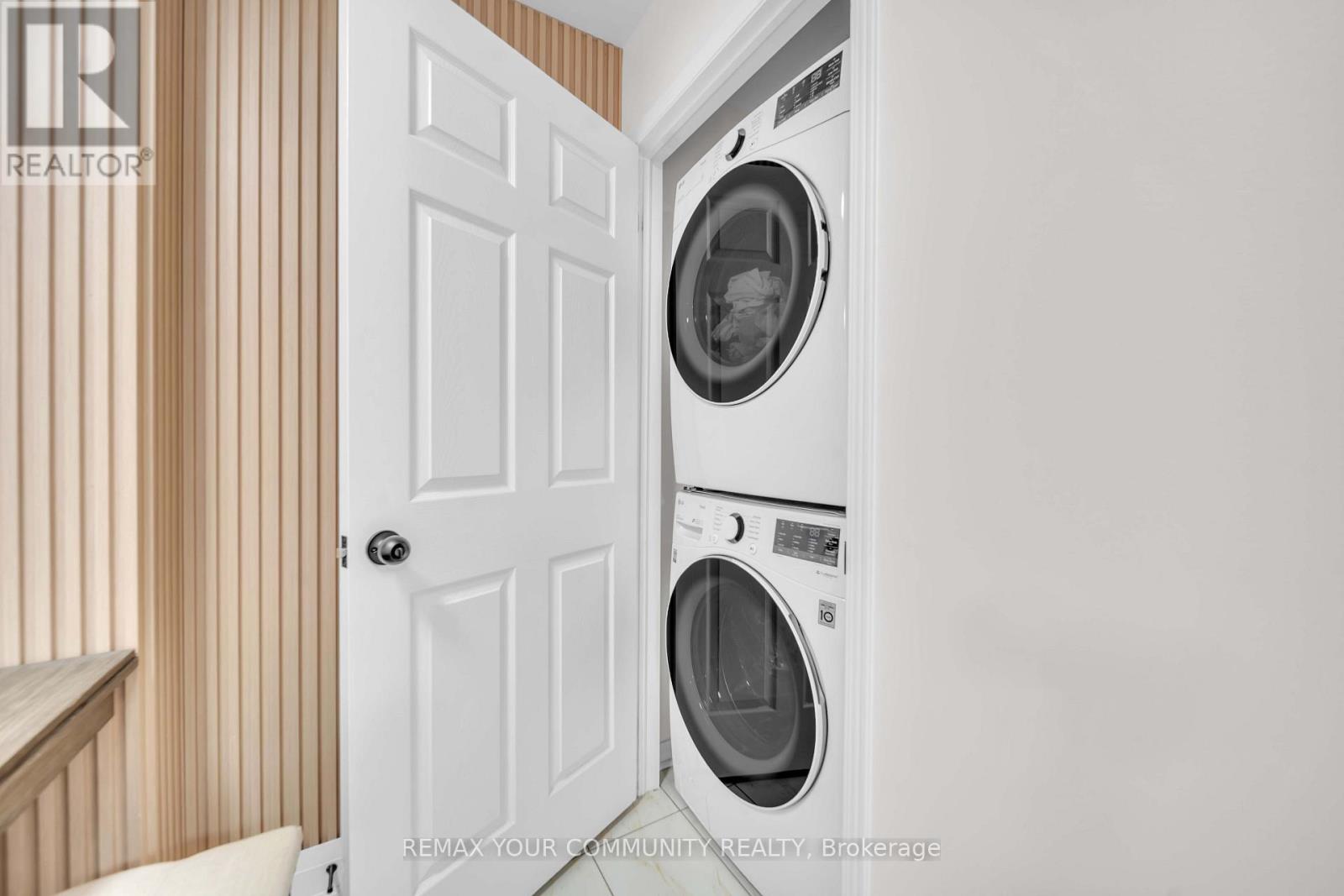26 Ted Wray Circle, Toronto, Ontario  M3L 0G5 - Photo 15 - W13658110