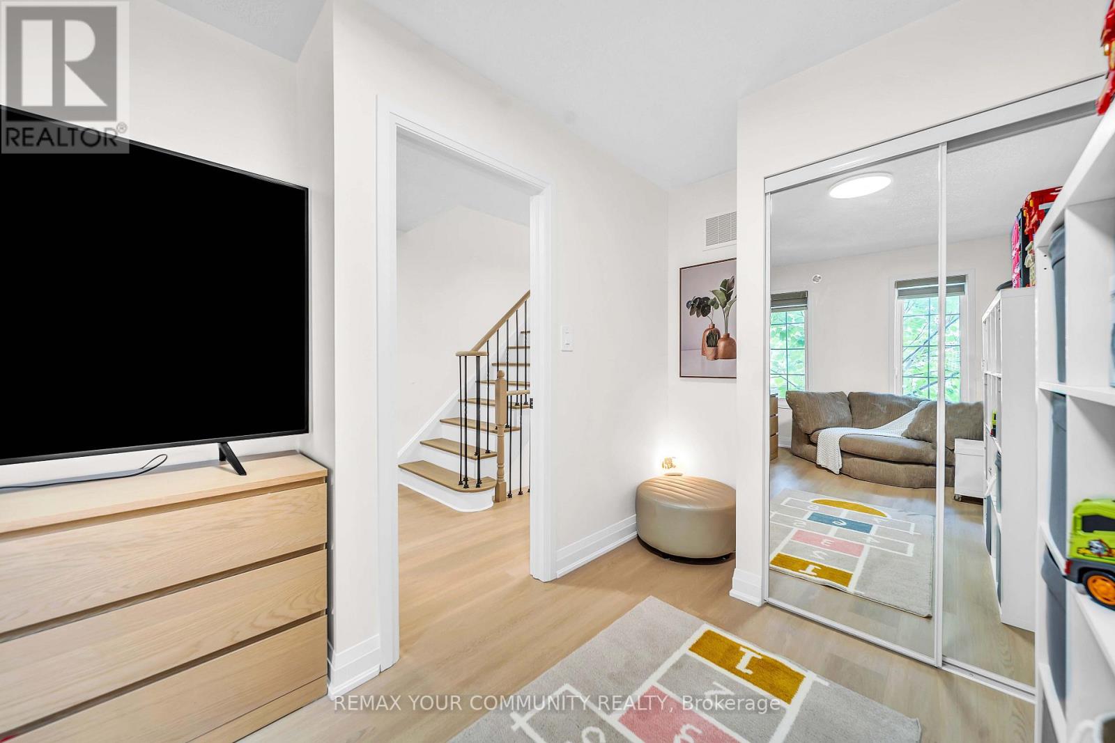 26 Ted Wray Circle, Toronto, Ontario  M3L 0G5 - Photo 22 - W13658110