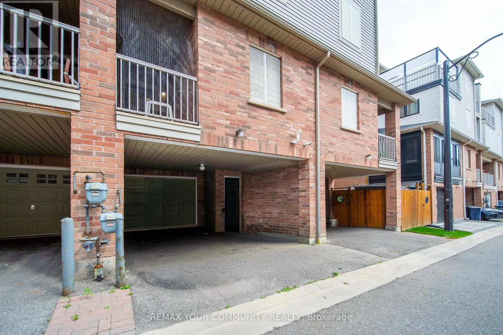 26 Ted Wray Circle, Toronto, Ontario  M3L 0G5 - Photo 35 - W13658110