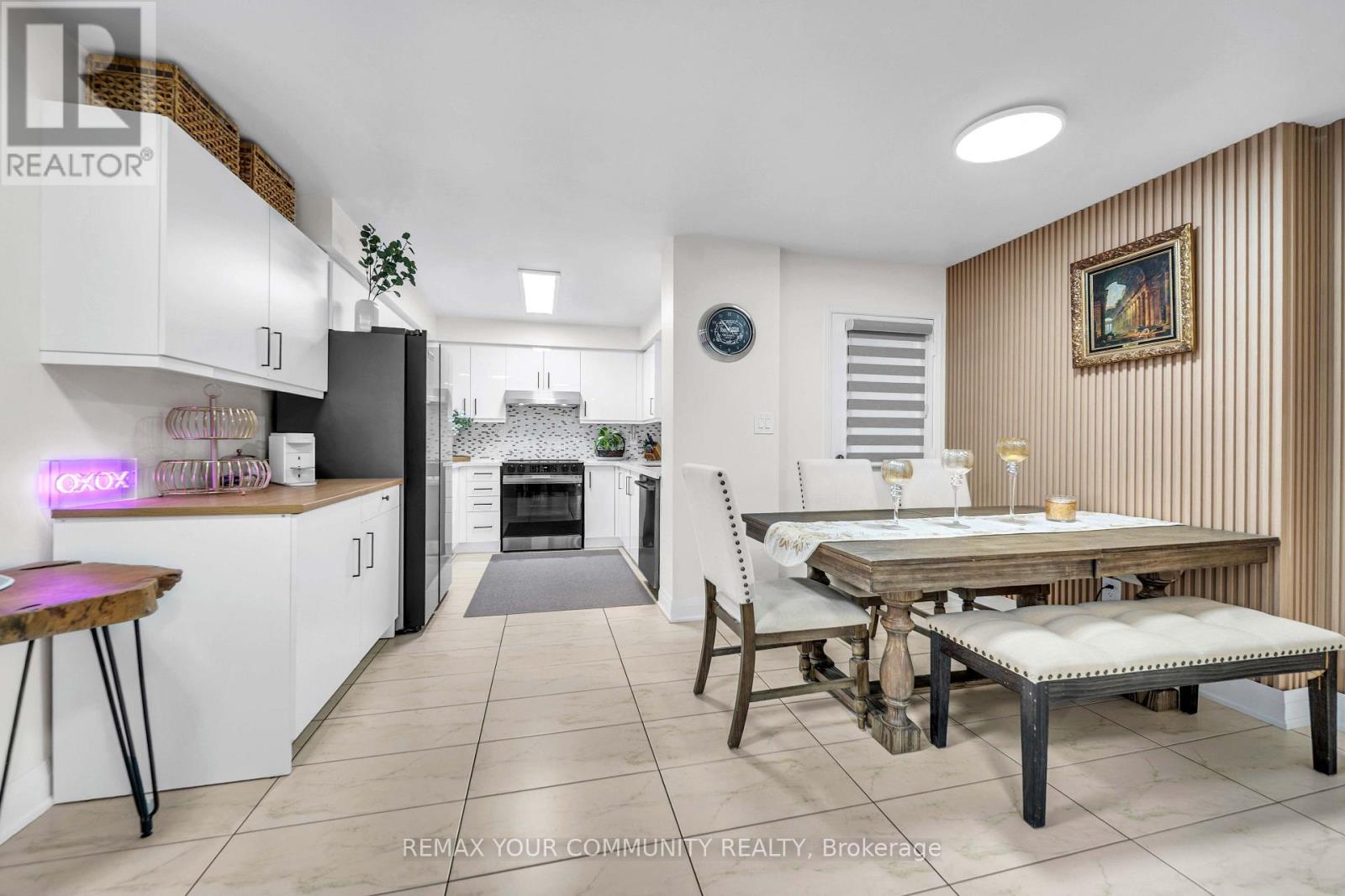 26 Ted Wray Circle, Toronto, Ontario  M3L 0G5 - Photo 9 - W13658110